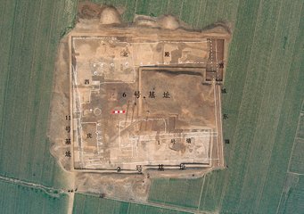 洛阳二里头遗址发掘保存最完整的最早宫室建筑