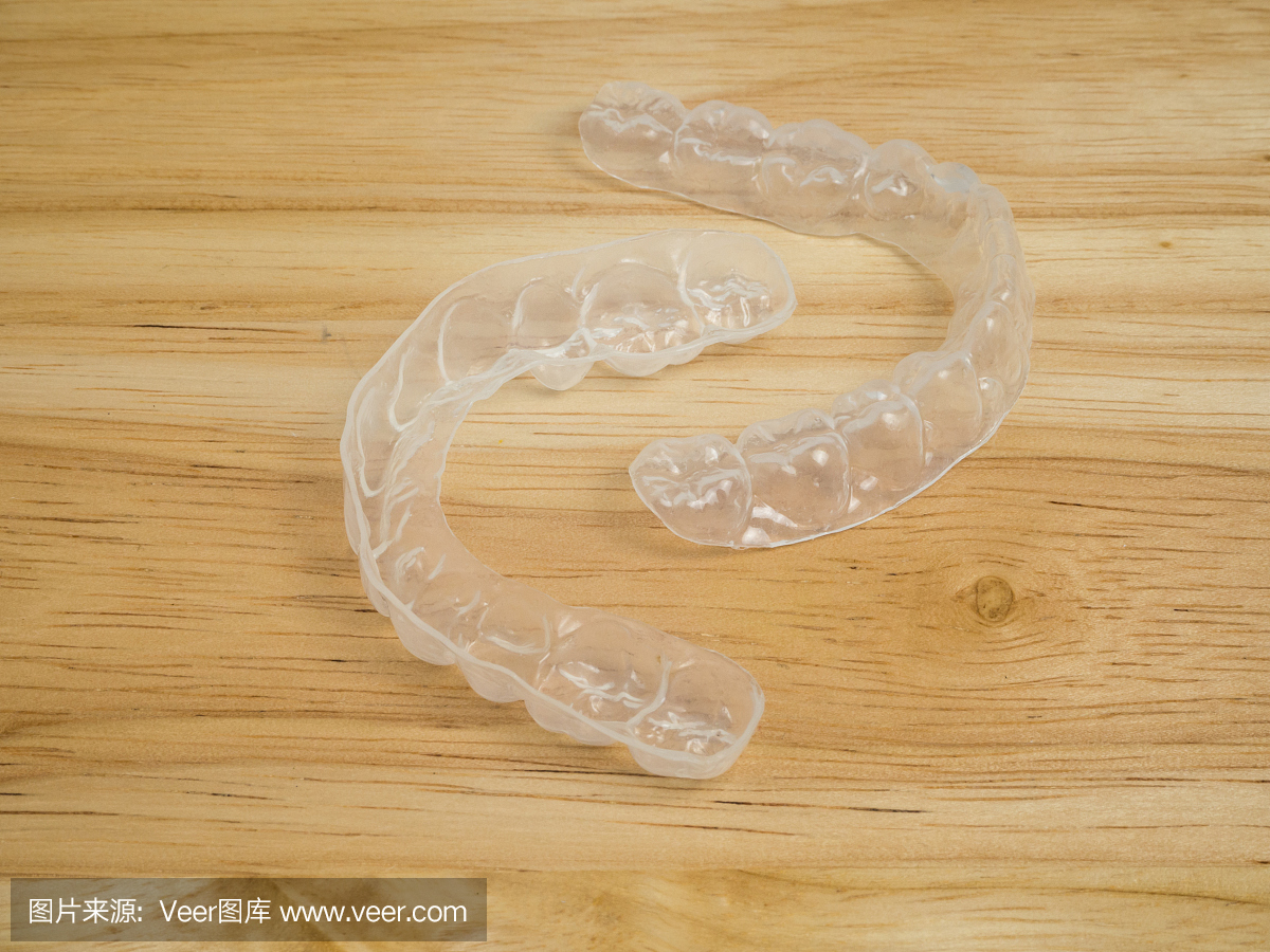 隐形矫治,隐适美,隐形牙套,透明牙套