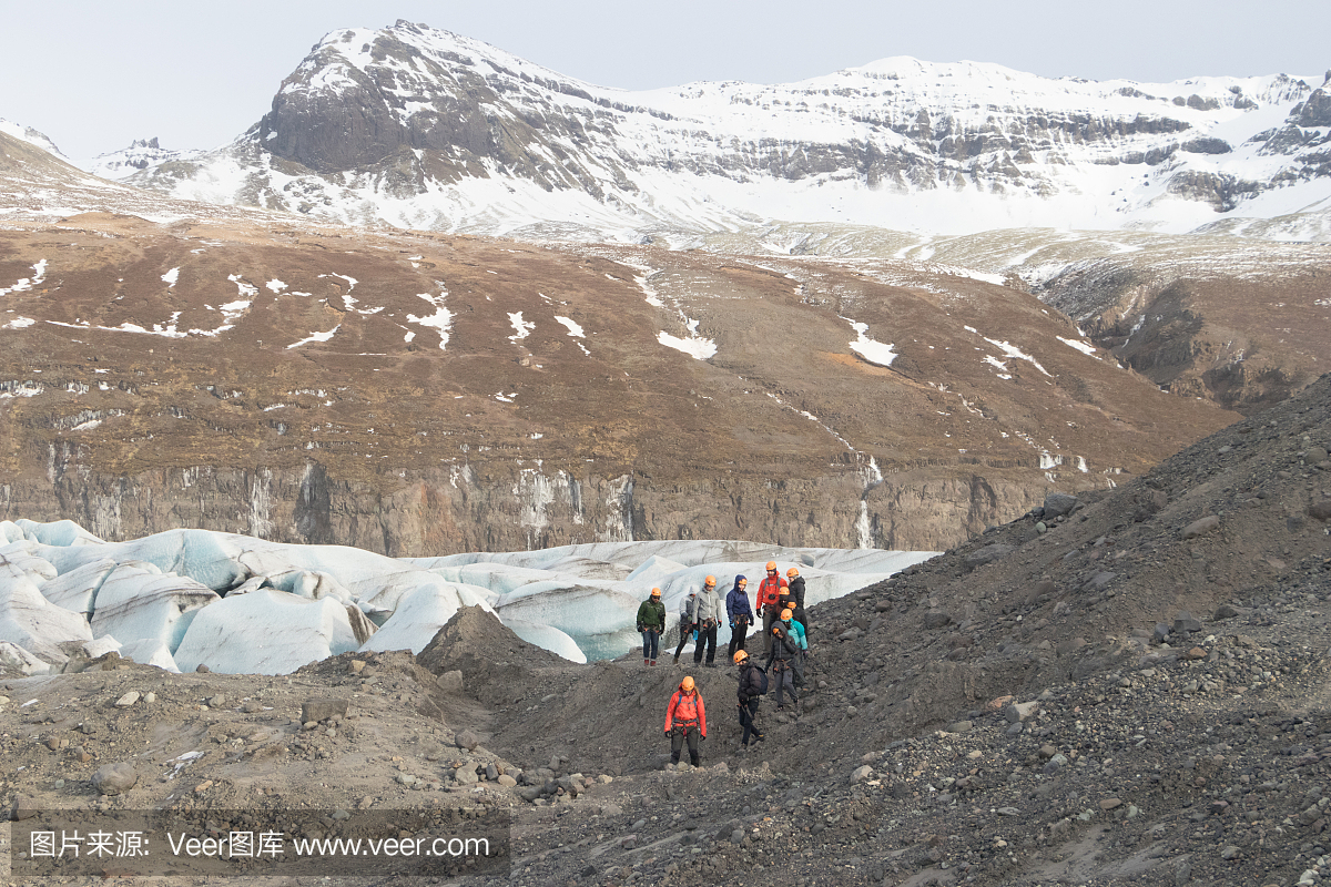 Hof,冰岛 - 3月05,2018:冰岛冰川指南准备安全设