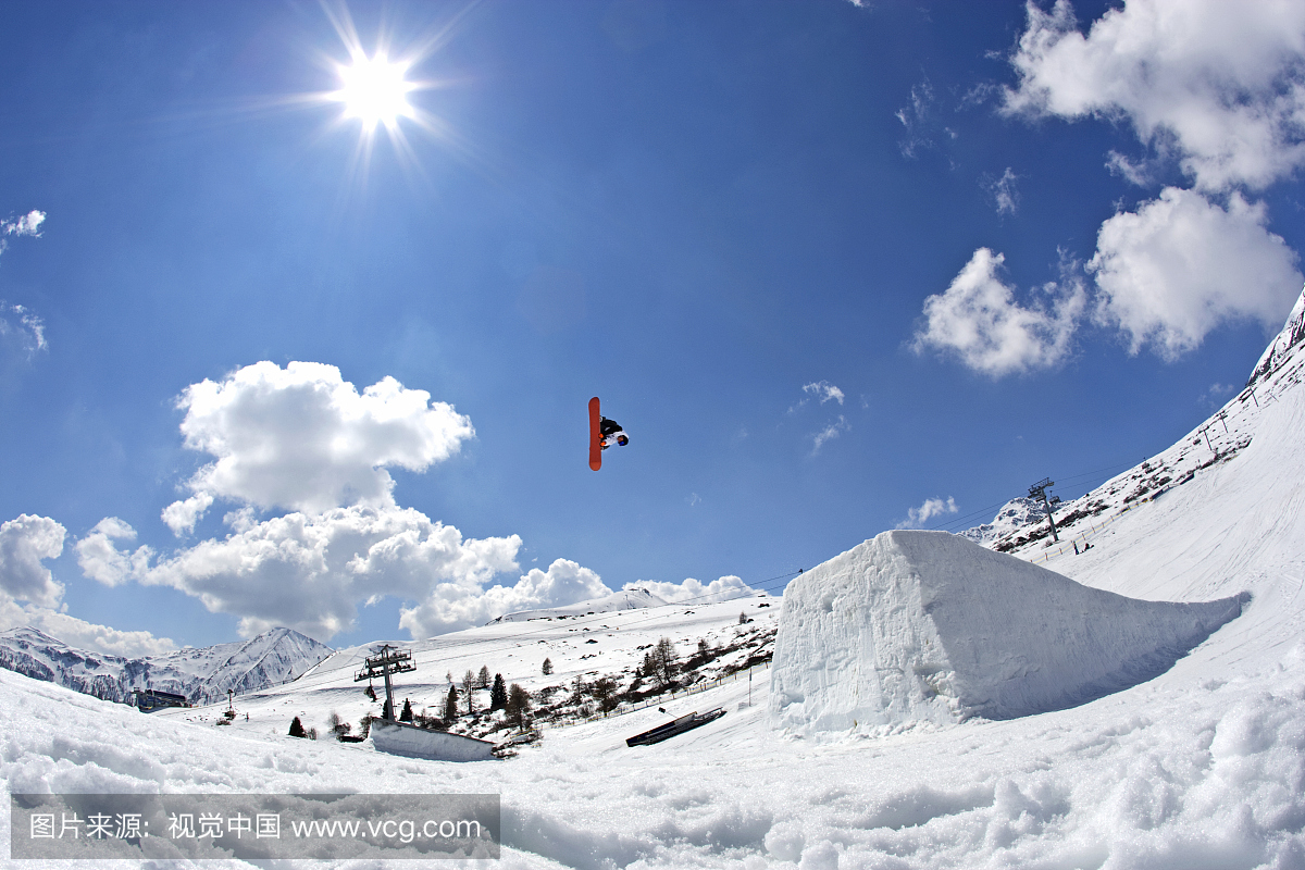 自由式滑雪空中技巧,休闲追求,雪,黑云压城