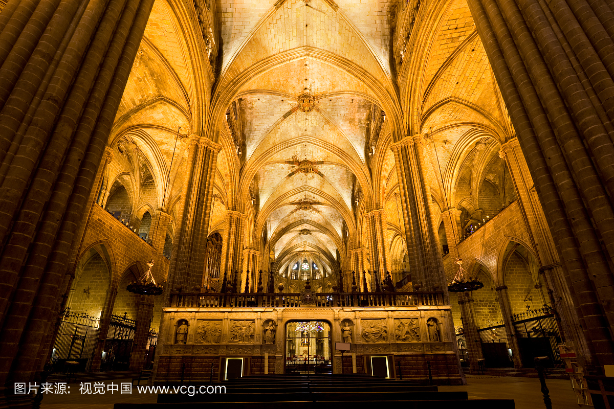 巴塞罗那大教堂,巴塞罗那教堂,哥特式风格,欧洲