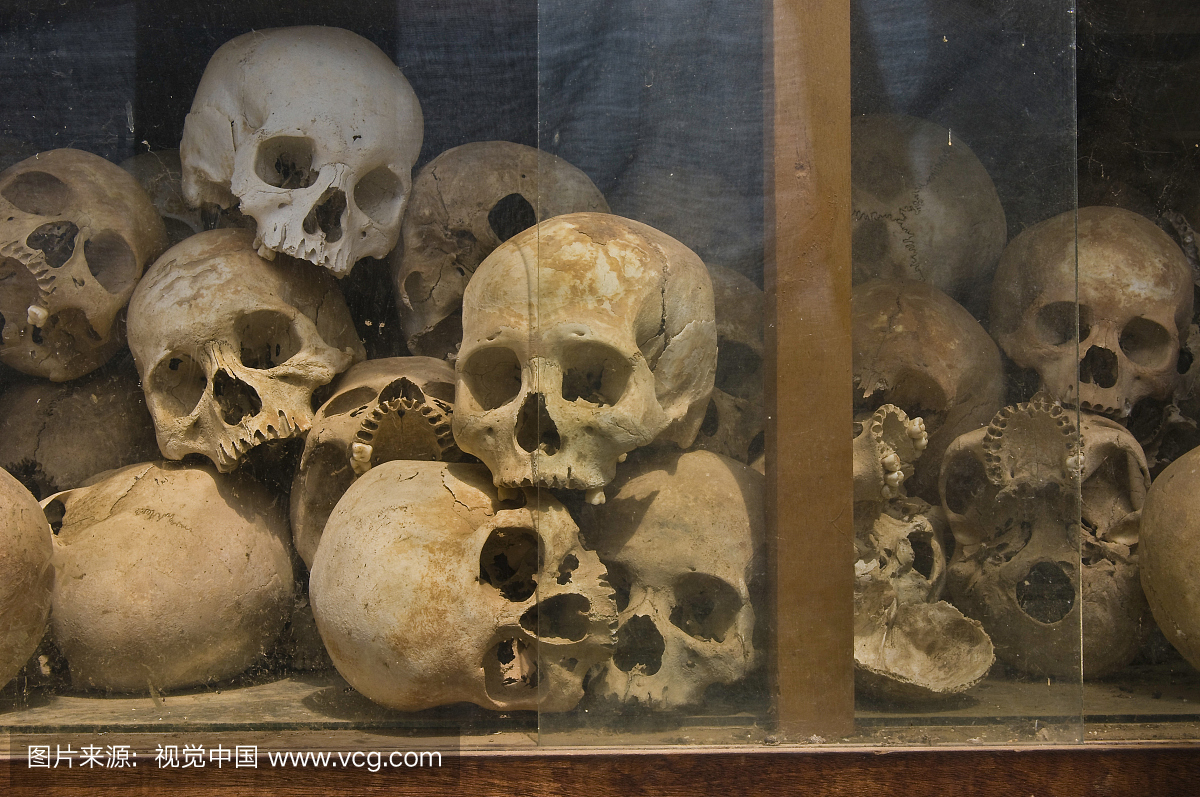 柬埔寨金边,Tuol Sleng种族灭绝博物馆,前高中