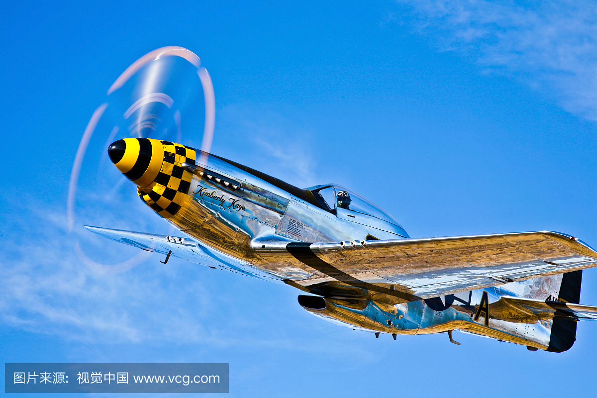 北加利福尼亚州奇诺附近的北美P-51D野马。