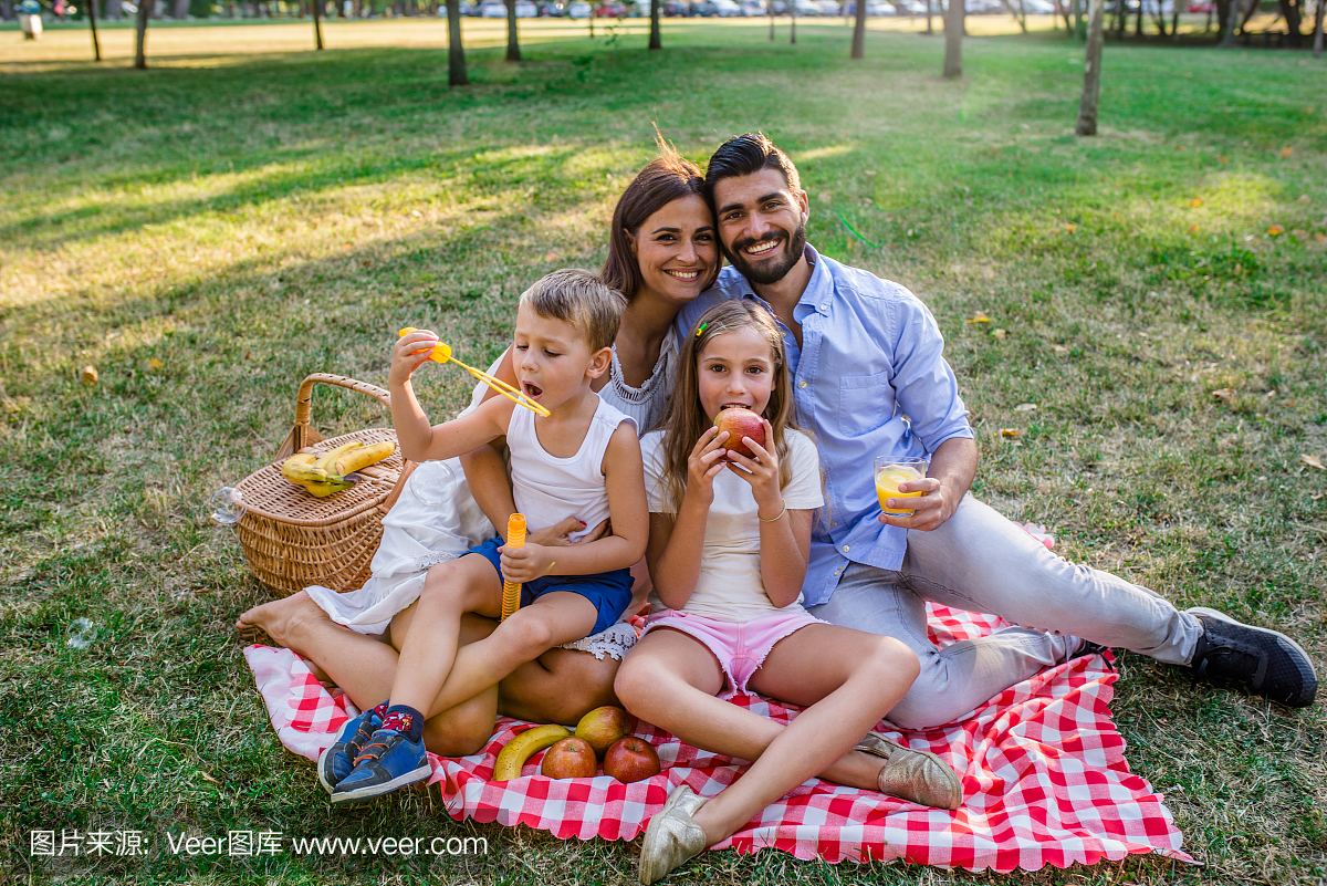 Eating Apples on a Picnic
