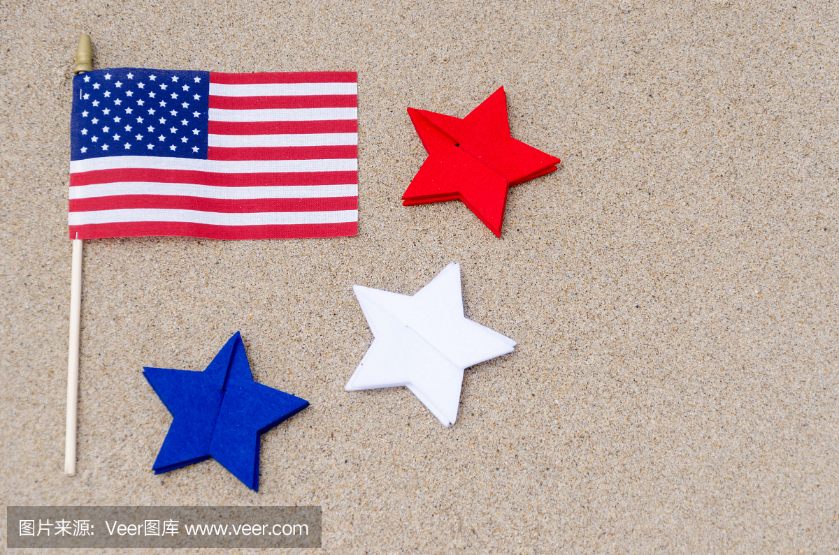 美国国旗与沙滩上的星星
