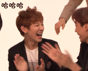 边伯贤朴灿烈皮肤