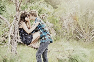 非主流情侣图片大全,欧美风格kiss 拥抱 牵手-71kb