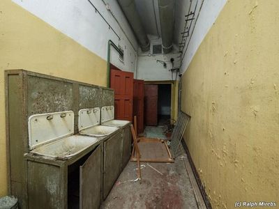 ия Тоннели да рельсы К э ия Тоннели да рельсы К э