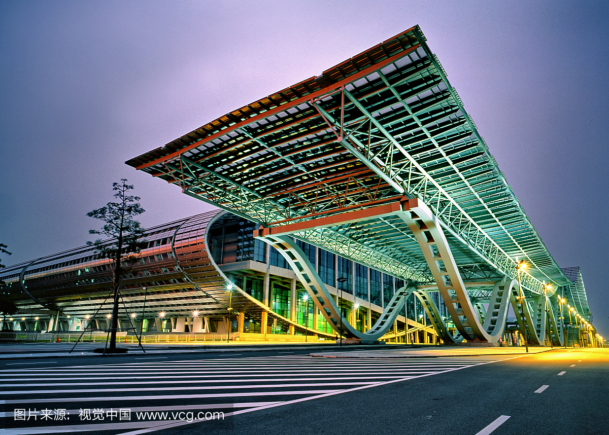 广州琶洲国际会展中心夜景