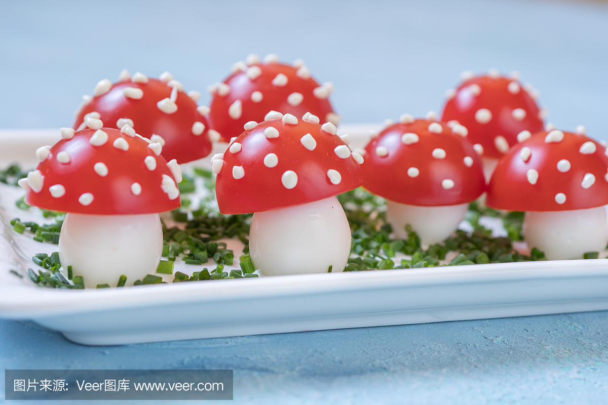 年糕和蕃茄开胃菜看起来是amanita上海梭子蟹炒鸡蛋图片