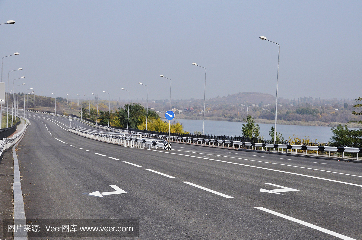 在典型的顿巴斯风景,顿涅茨克,乌克兰免费的方