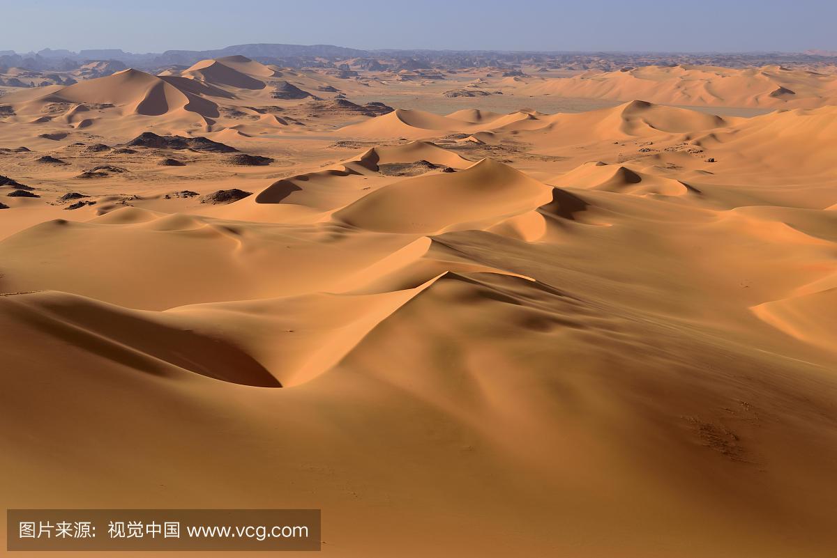 阿尔及利亚撒哈拉沙漠塔希利纳杰尔国家公园内