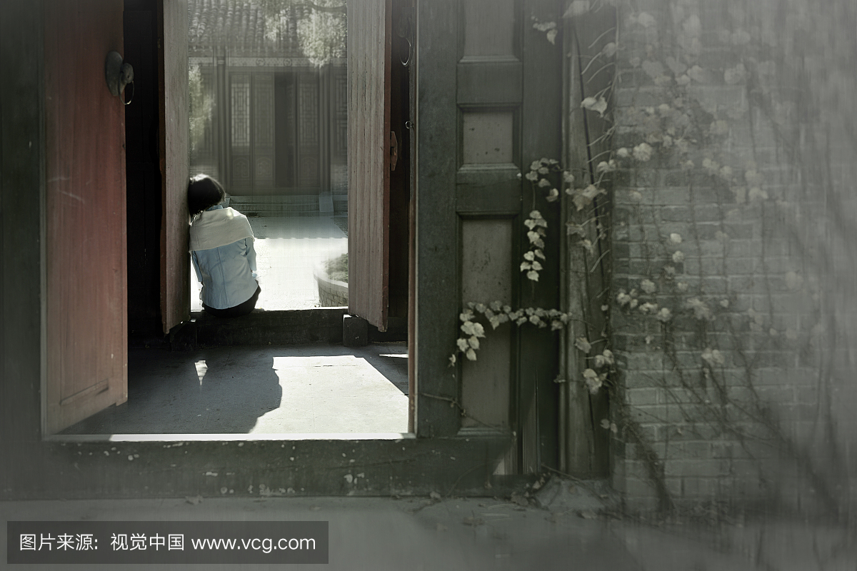 鲁迅名著《伤逝》创意摄影插图