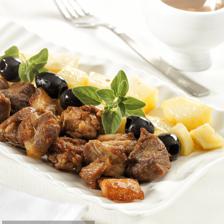 慕尼黑,这是典型的葡萄牙猪肉菜肴。