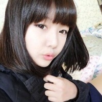 qq头像自拍女生超萌