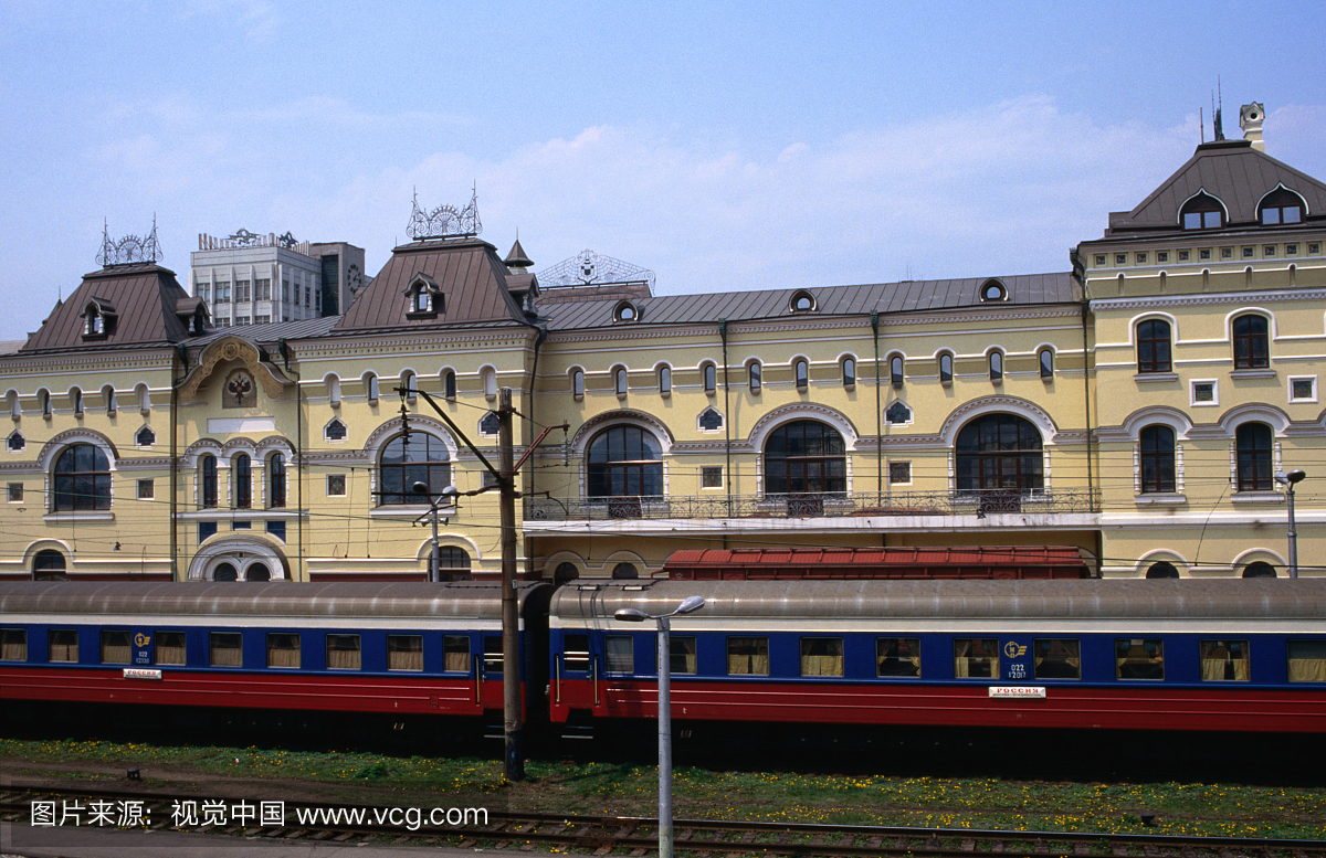 建于1912年,符拉迪沃斯托克中央火车站是伟大