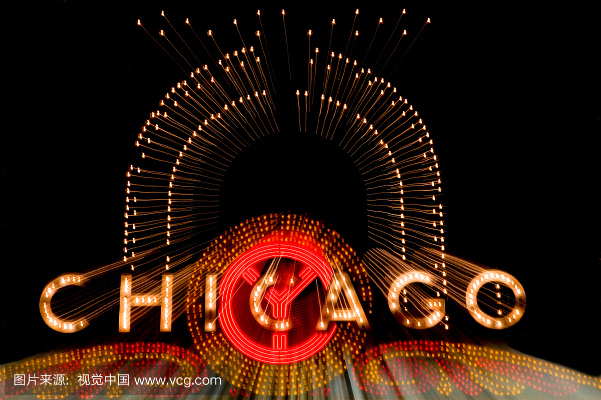 晚上芝加哥霓虹灯特写镜头在美国伊利诺斯州芝