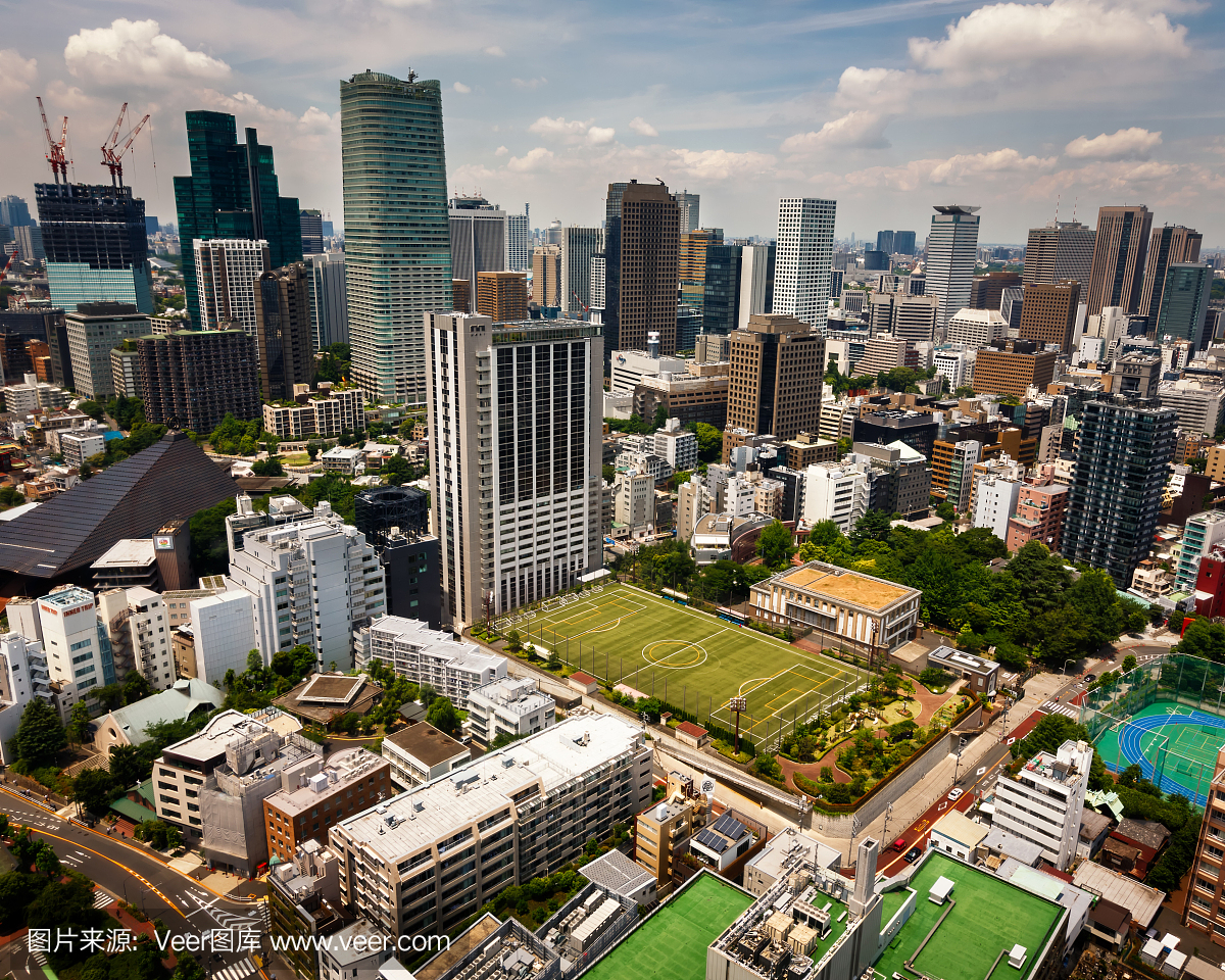 从日本东京都东京塔港区六本木地区的鸟瞰图