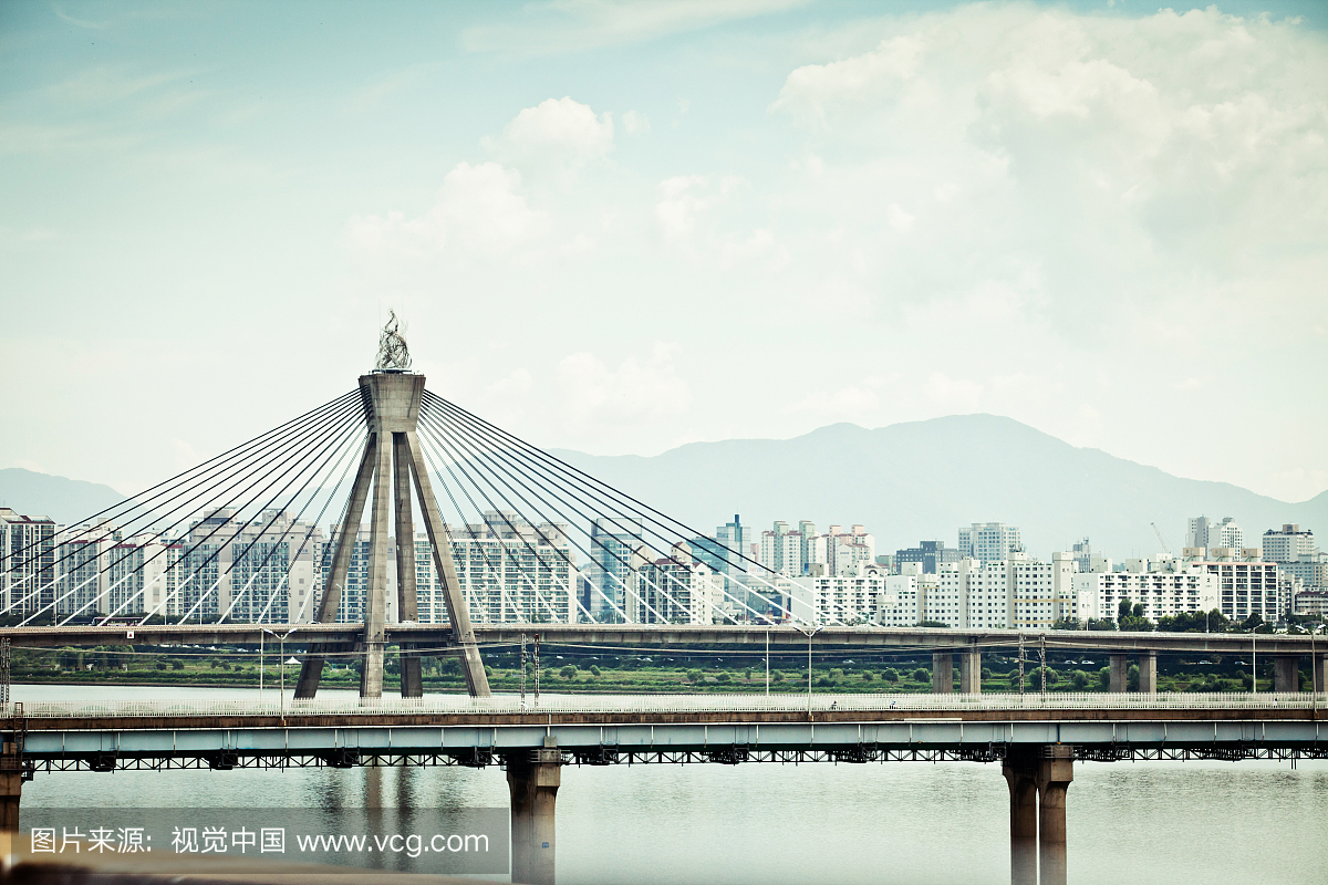 Skyline of the Han River , Olympic Bridge