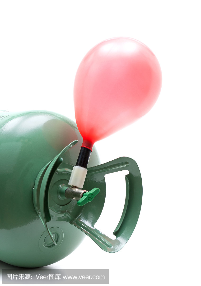 氦气瓶和孤立在白色背景上的气球