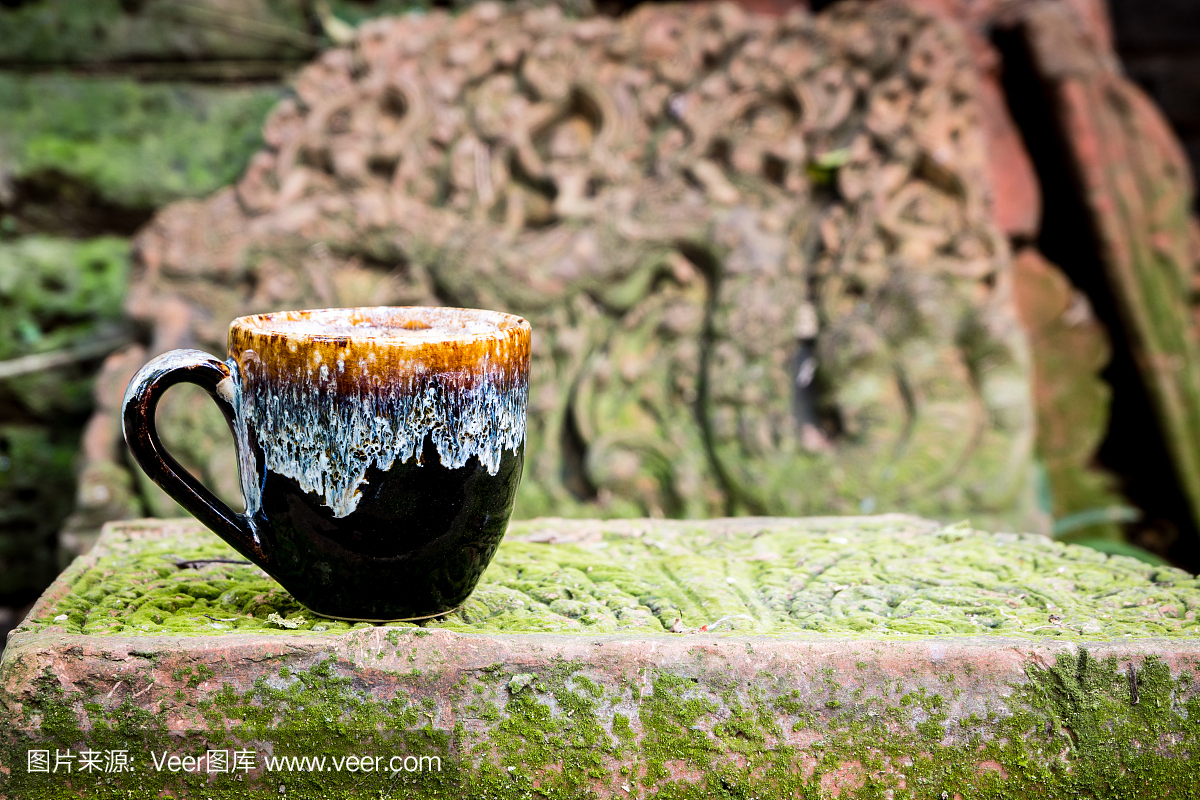 早餐cofee在古代遗体公园