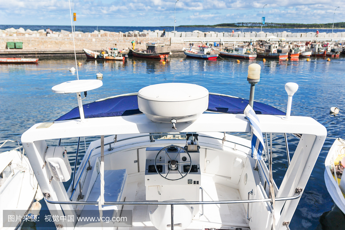 2015年乌拉圭埃斯特角海港船\/船