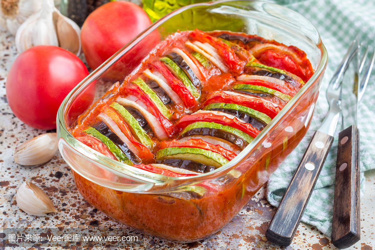 玻璃盘自制蔬菜炒菜,烤箱,水平烹饪