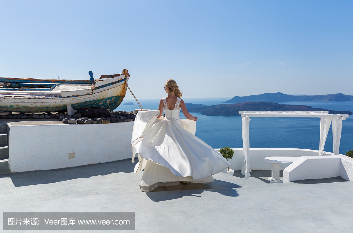 新娘在海上跳舞