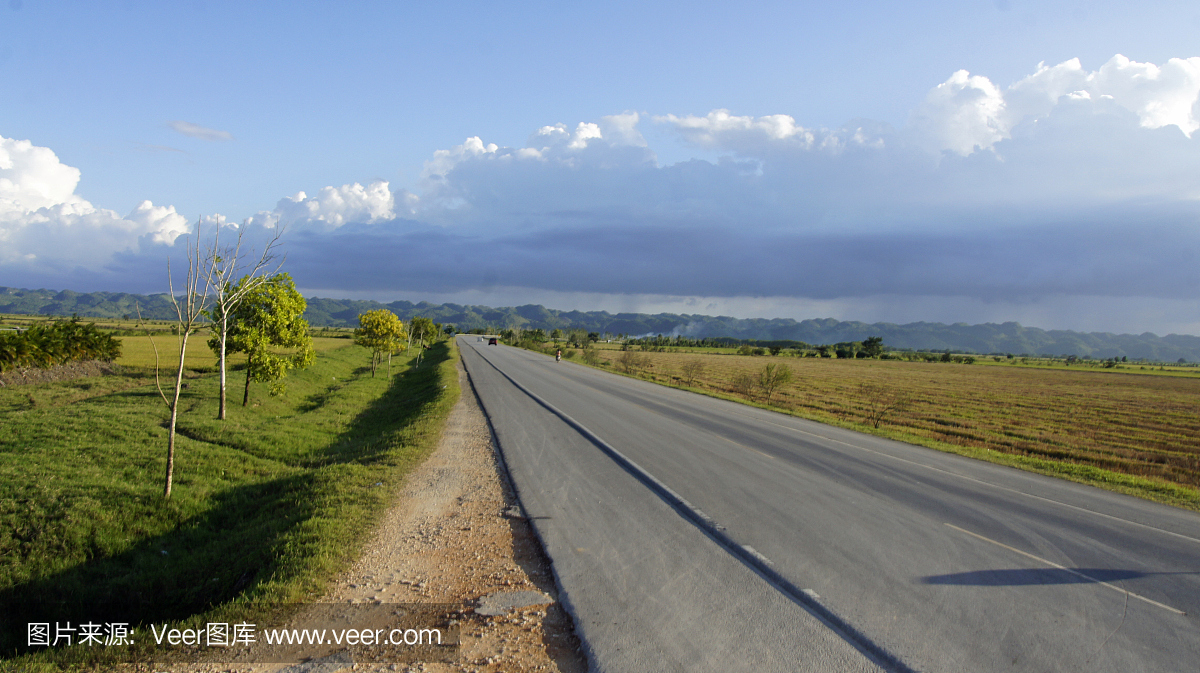 多米尼克山风景