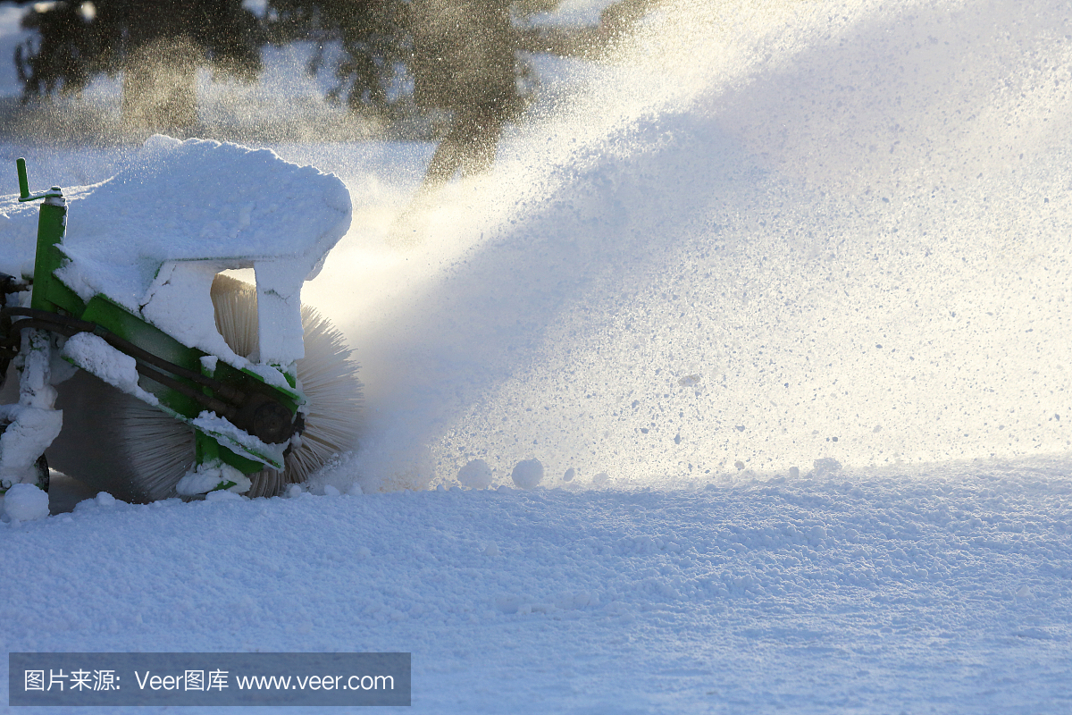 万金体育下载app清理路面扫雪机 农用扫雪机分类