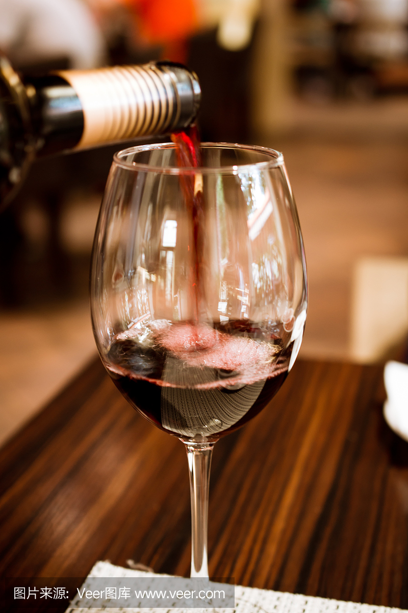莫尔乐葡萄,法国酿酒用葡萄品种,红葡萄酒,红酒