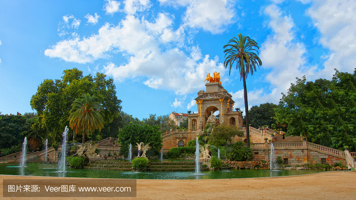 级联喷泉在巴塞罗那的Ciutadella公园