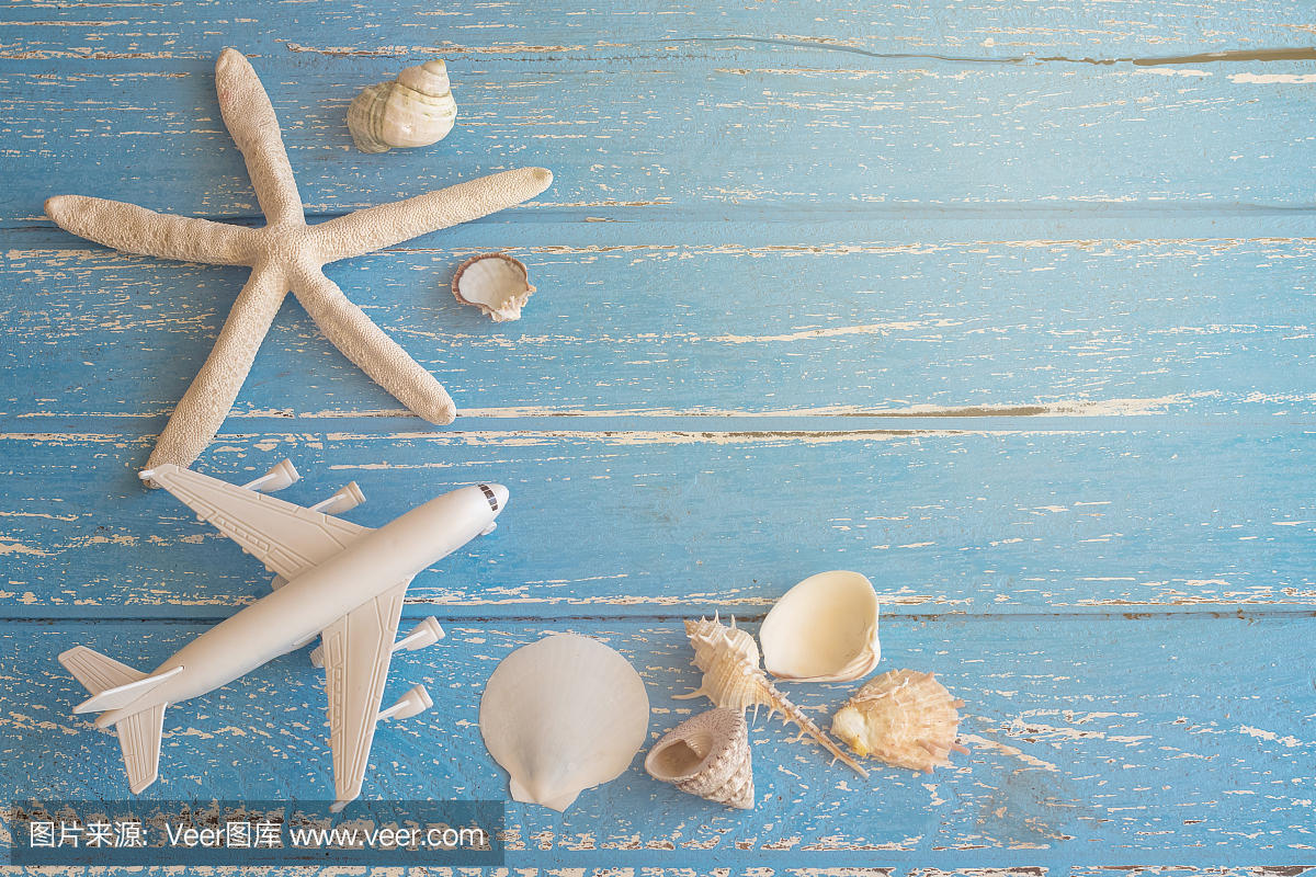 旅游旅行规划概念上蓝色木与飞机,旅游概念