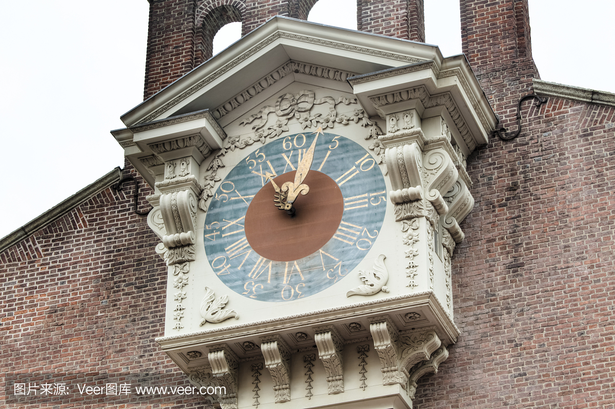 时钟在独立厅表示时间分钟\/罗马数字