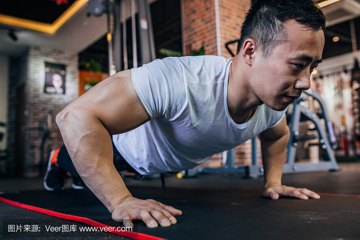 俯卧撑,运动竞赛,T恤,努力