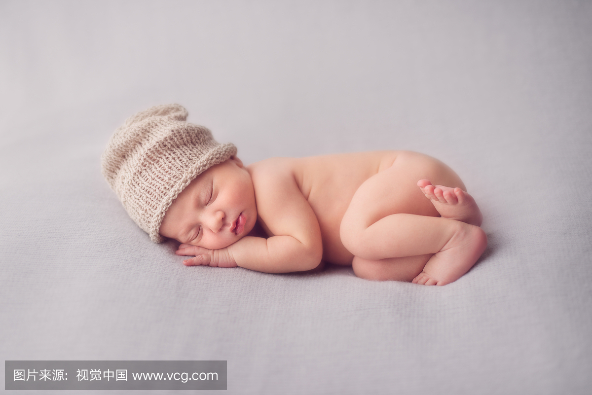新生儿睡着了舒服的帽子