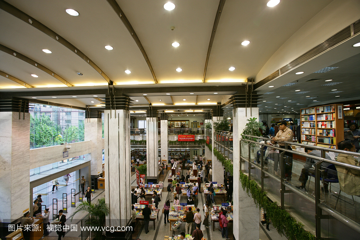 书店一号,上海书城福州路最大的书店,文学