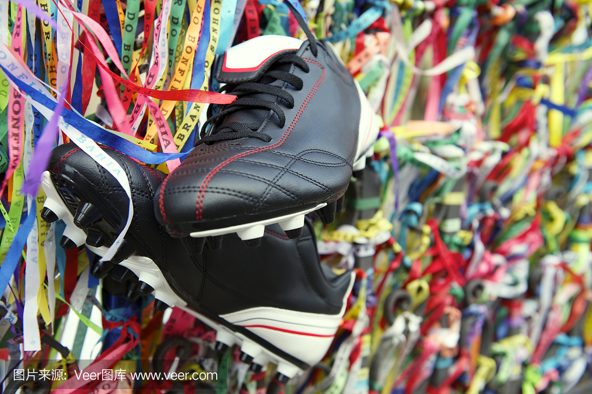 足球鞋,球鞋,足球运动鞋,足球钉靴