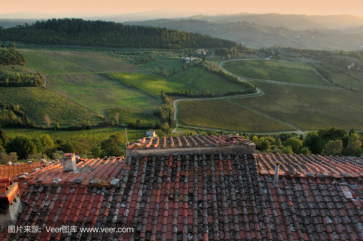 秋天,在意大利佛罗伦萨附近的尼泊扎诺托斯卡